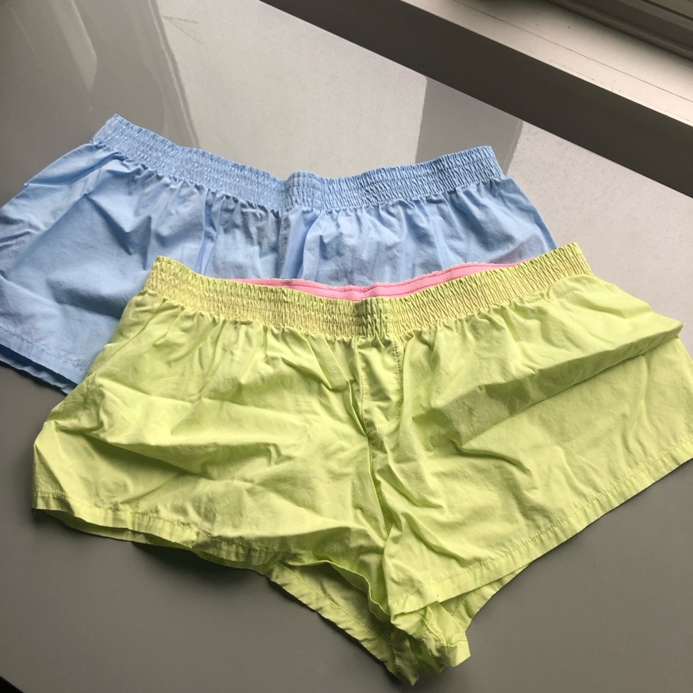 NWOT Women's Blue and Yellow Pajama Short Set